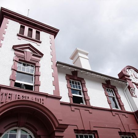 Clarence Boutique Hotel Tauranga Esterno foto