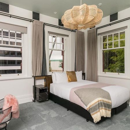 Clarence Boutique Hotel Tauranga Esterno foto