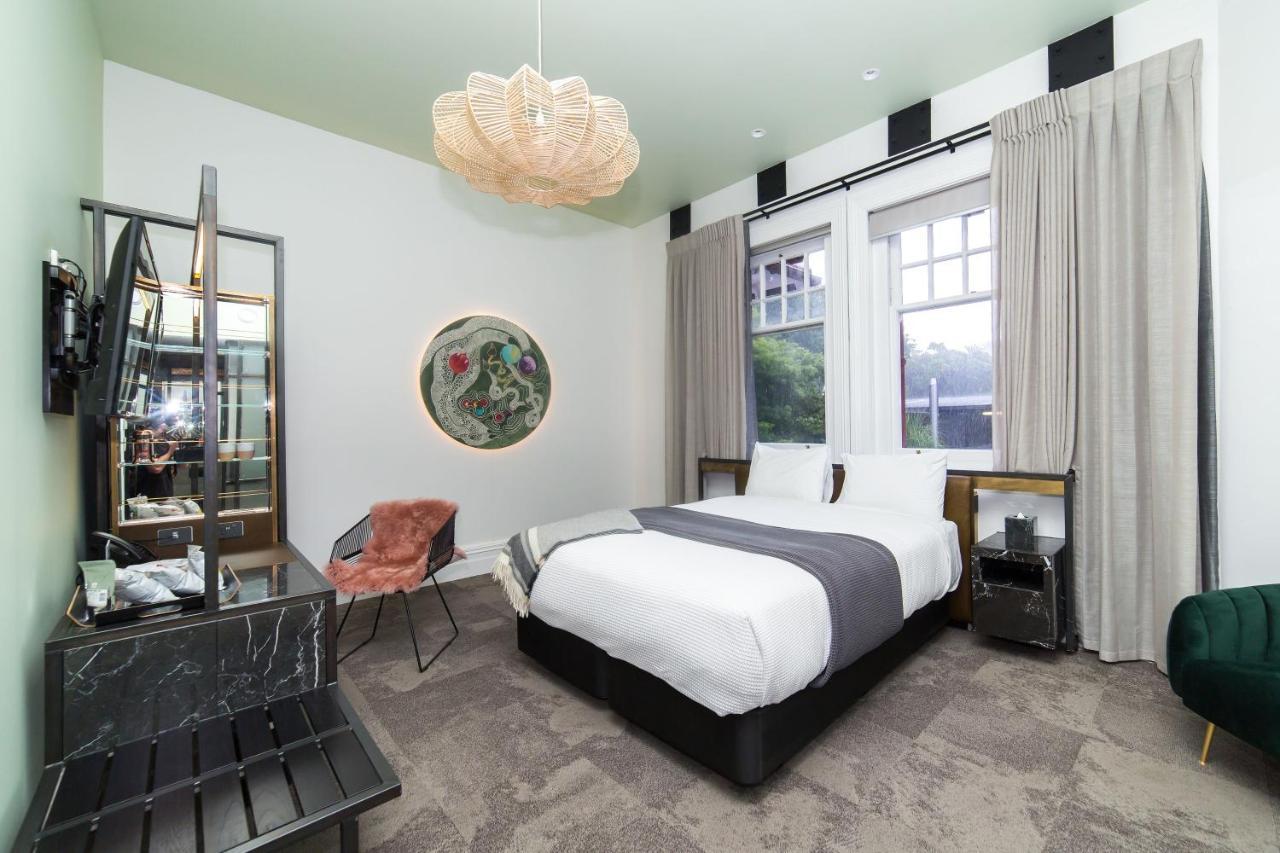 Clarence Boutique Hotel Tauranga Esterno foto